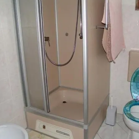 Og By Interhome Вир