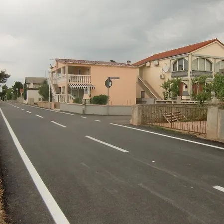 Og By Interhome * Вир